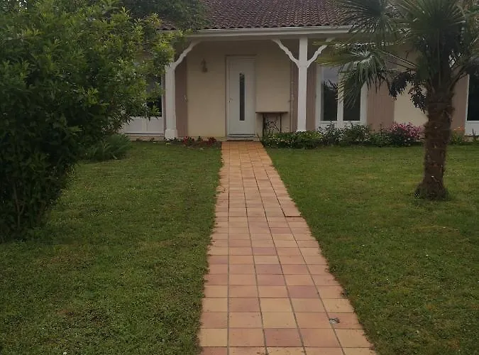 Hébergement de vacances La Roseraie